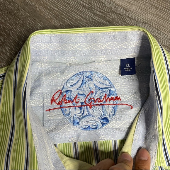 Robert Graham Green Embroidered Contrast Cuff Size XL - Picture 8 of 10